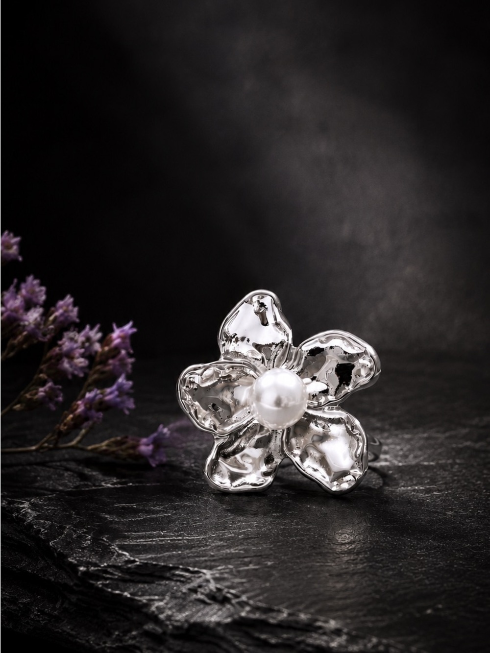 Silver tone elegant Floral Pearl Statement Ring - Picture 1 of 6